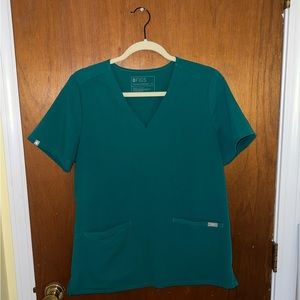 FIGS - Hunter Green Casma Three-Pocket Scrub Top